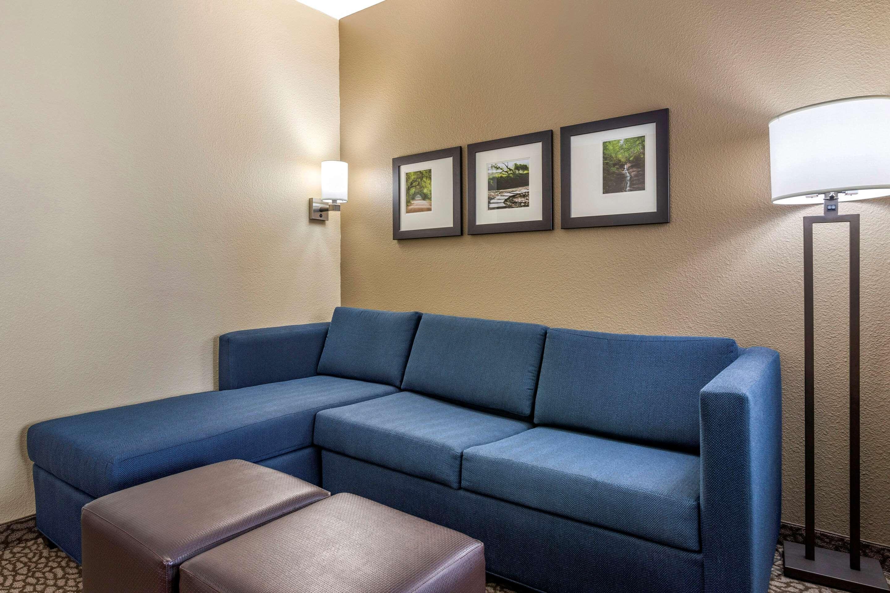Comfort Suites Florence I-95 Exterior photo